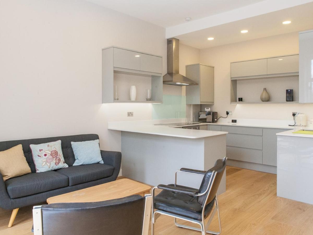 Pass The Keys - Spacious Flat With Private Sun Terrace In South East Лондон Экстерьер фото