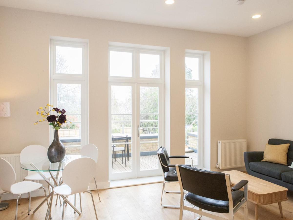 Pass The Keys - Spacious Flat With Private Sun Terrace In South East Лондон Экстерьер фото
